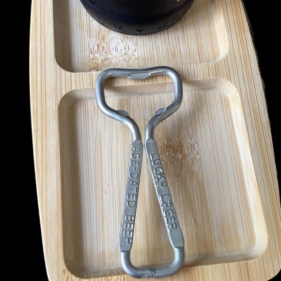 Vintage Lucky Lager Aged beer opener collectible - Picture 6 of 6